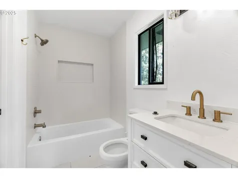 95708 Horton Lane Brookings OR 97415