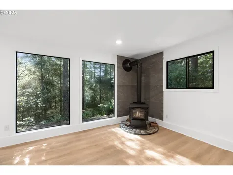 95708 Horton Lane Brookings OR 97415