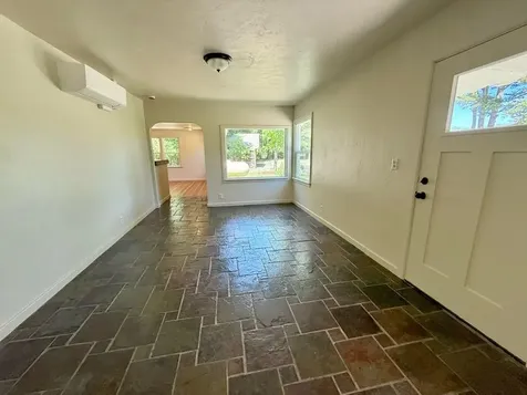 377 Pelton Lane Gold Hill OR 97525