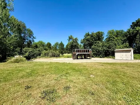 377 Pelton Lane Gold Hill OR 97525