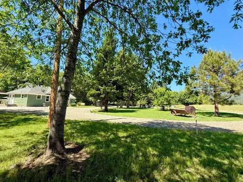 377 Pelton Lane Gold Hill OR 97525