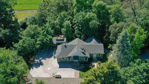 377 Pelton Lane Gold Hill OR 97525
