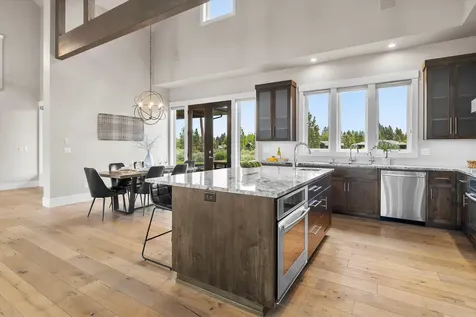 61636 Hosmer Lake Drive Bend OR 97702