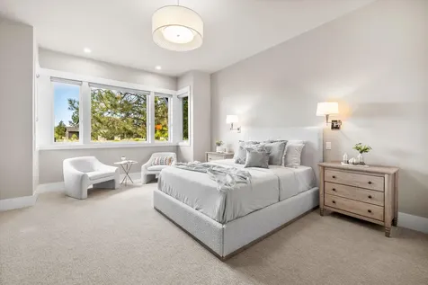 61636 Hosmer Lake Drive Bend OR 97702