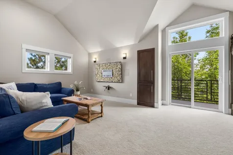 61636 Hosmer Lake Drive Bend OR 97702
