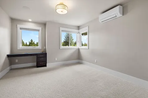 61636 Hosmer Lake Drive Bend OR 97702