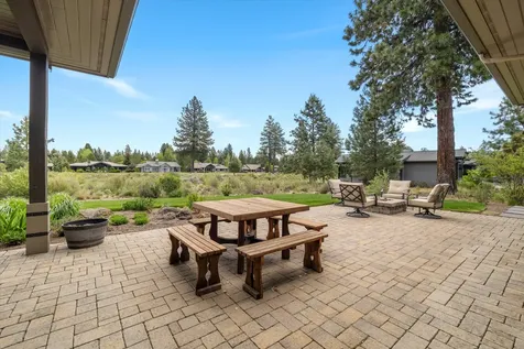 61636 Hosmer Lake Drive Bend OR 97702
