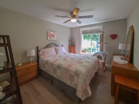 5625 Cherry Lane Medford OR 97504