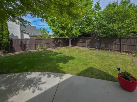 5625 Cherry Lane Medford OR 97504