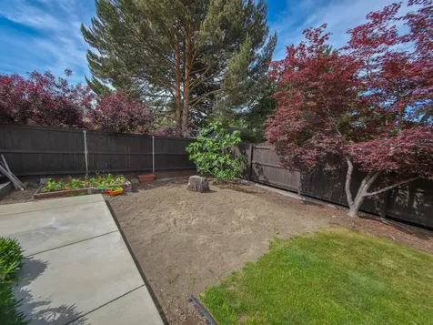 5625 Cherry Lane Medford OR 97504