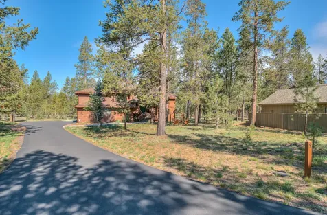 57665 Aspen Lane Sunriver OR 97707