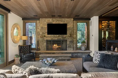 19472 Pine Drive Bend OR 97702