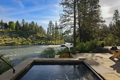 19472 Pine Drive Bend OR 97702