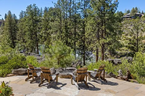 19472 Pine Drive Bend OR 97702