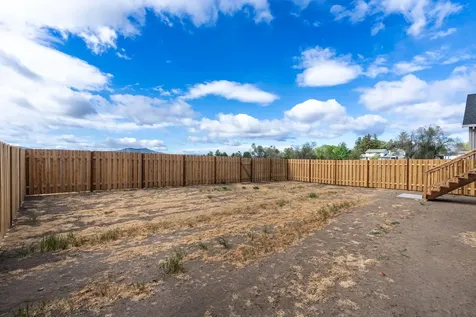 510 SW 6th Street Metolius OR 97741