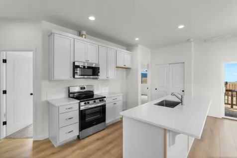 510 SW 6th Street Metolius OR 97741