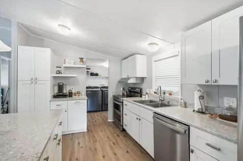 145 Taylor Street Talent OR 97540