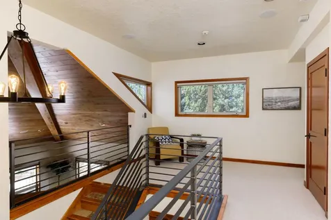 2590 NW Foley Court Bend OR 97703