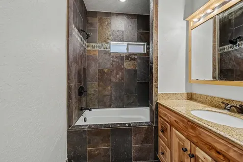 516 S Grape Street Medford OR 97501