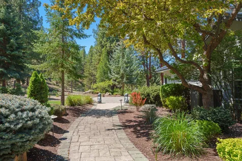 18880 Baker Road Bend OR 97702