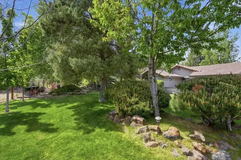 20407 Pine Vista Drive Bend OR 97702