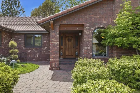 20407 Pine Vista Drive Bend OR 97702