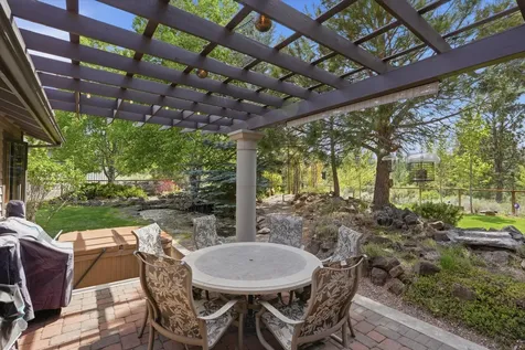 20407 Pine Vista Drive Bend OR 97702