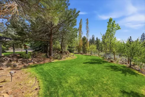 20407 Pine Vista Drive Bend OR 97702