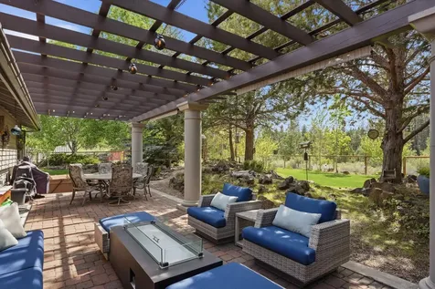 20407 Pine Vista Drive Bend OR 97702