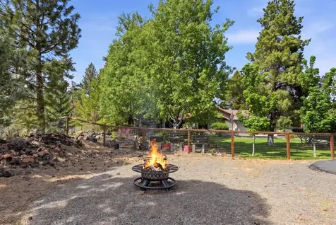 20407 Pine Vista Drive Bend OR 97702
