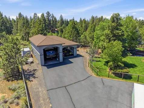 20407 Pine Vista Drive Bend OR 97702