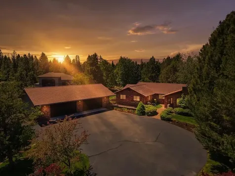 20407 Pine Vista Drive Bend OR 97702