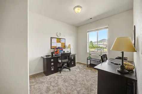 1487 Flower Street Medford OR 97504