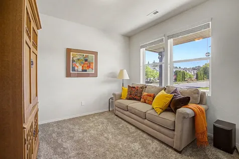1487 Flower Street Medford OR 97504