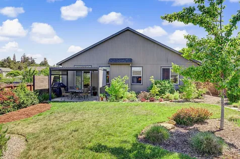 1487 Flower Street Medford OR 97504