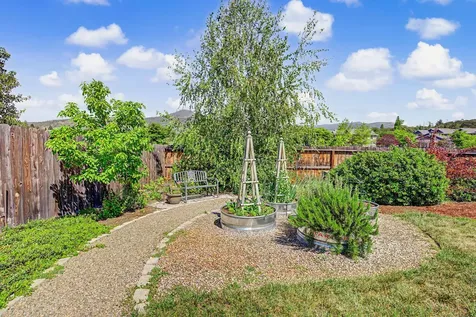 1487 Flower Street Medford OR 97504