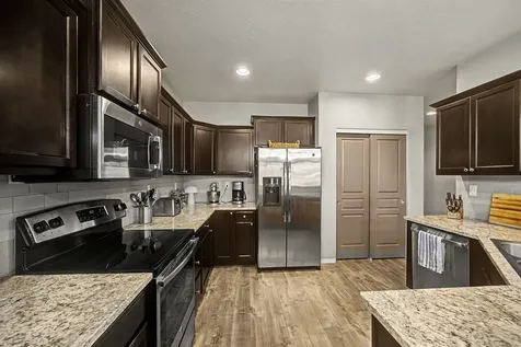 1487 Flower Street Medford OR 97504
