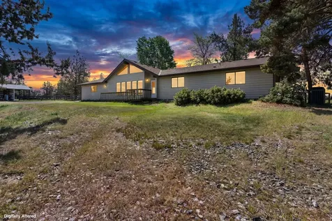 4050 SW Highland Avenue Redmond OR 97756