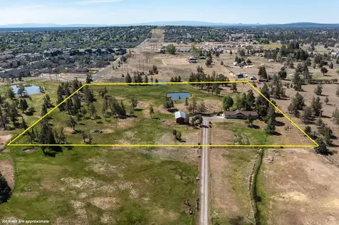 4050 SW Highland Avenue Redmond OR 97756