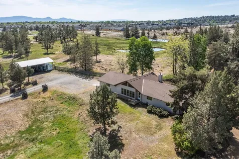 4050 SW Highland Avenue Redmond OR 97756