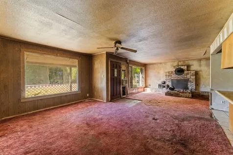 337 S Kerby Avenue Cave Junction OR 97523