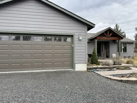 4689 NW 62nd Street Redmond OR 97756