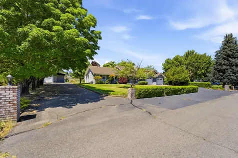 992 Auby Way Grants Pass OR 97527