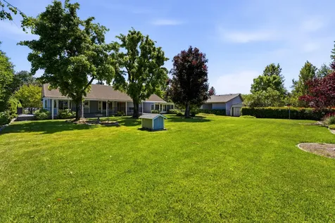 992 Auby Way Grants Pass OR 97527