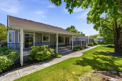 992 Auby Way Grants Pass OR 97527