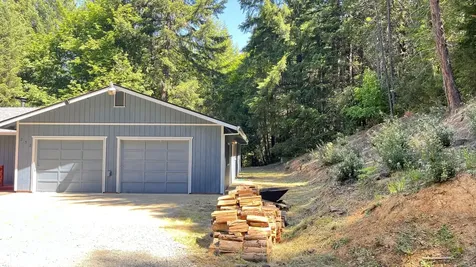 252 Hamilton Heights Lane Glendale OR 97442