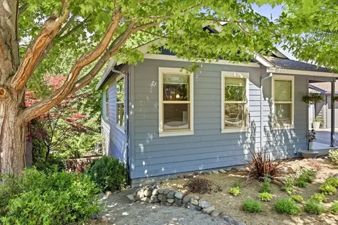 969 Overlook Drive Ashland OR 97520