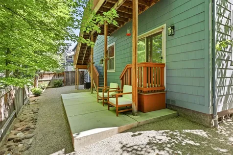 969 Overlook Drive Ashland OR 97520