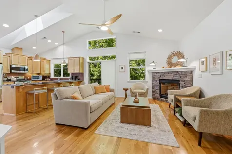 969 Overlook Drive Ashland OR 97520