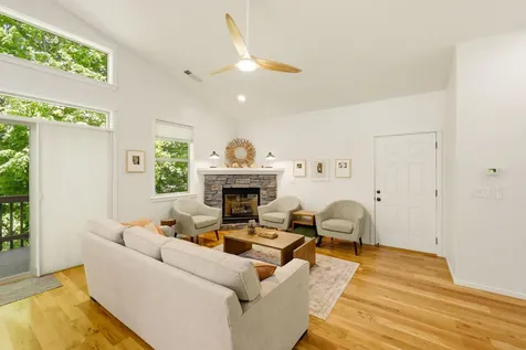 969 Overlook Drive Ashland OR 97520